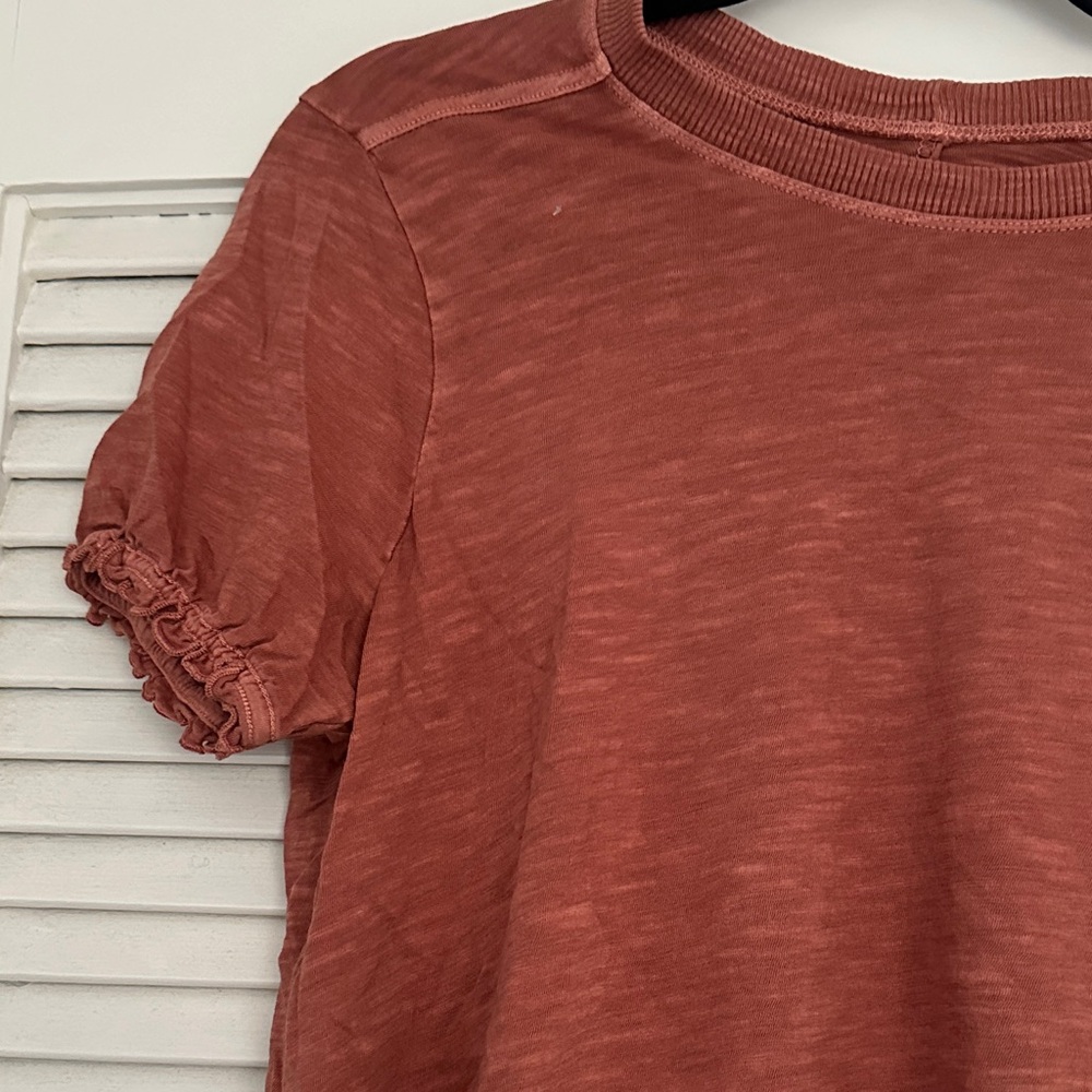 Pilcro Short Sleeve Tee in Rust NWT - Picture 2 of 4